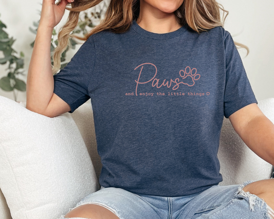 Paws and enjoy the little things Crewneck T-shirt, Heather Navy