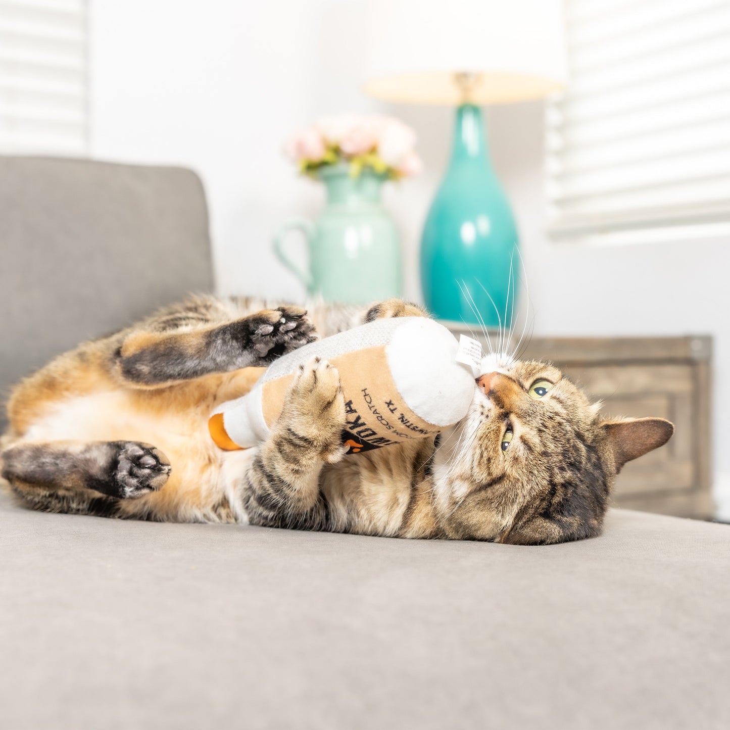 Toto's Pawdka Kicker Cat Toy