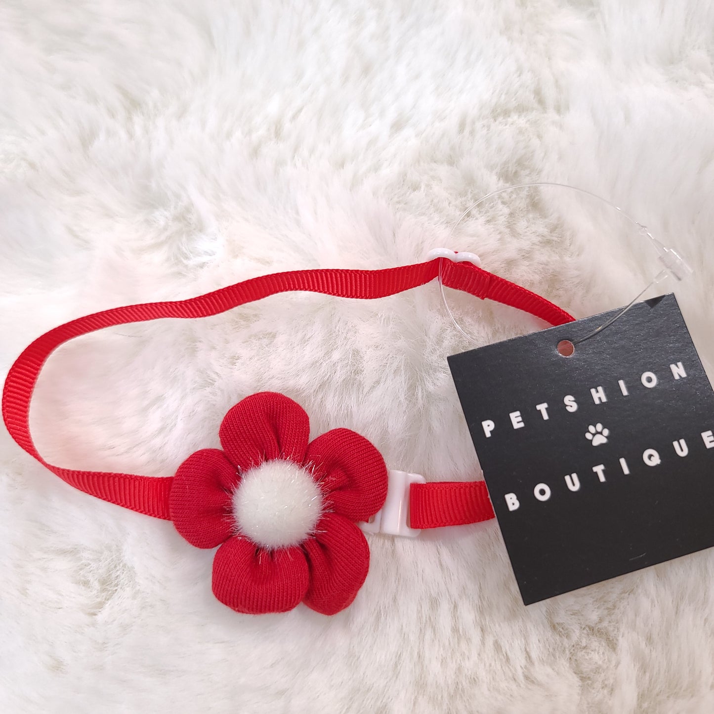 Petshion Flower Necklace