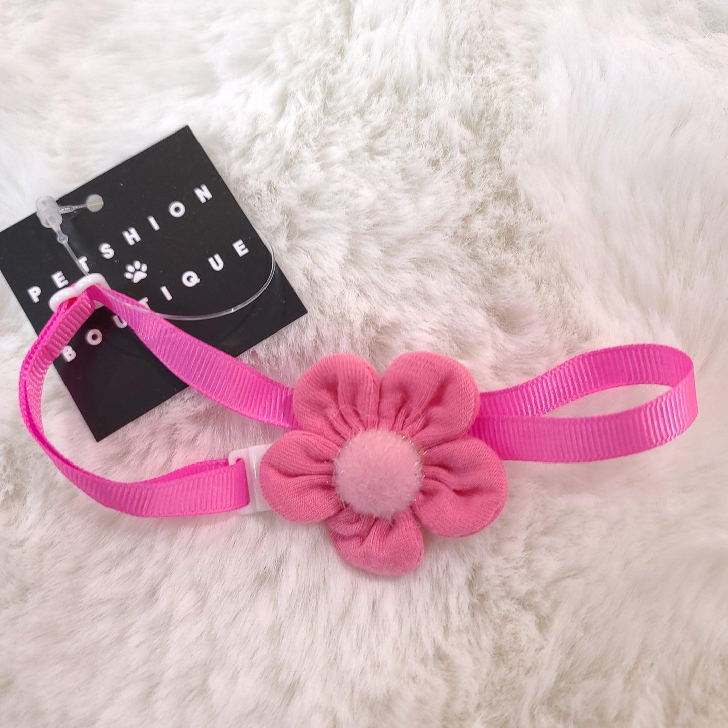 Petshion Flower Necklace