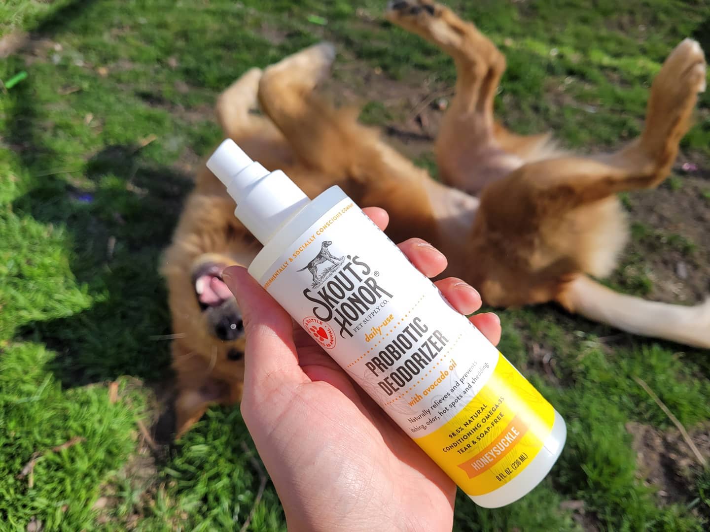 Skout's Honor Probiotic Deodorizer Honeysuckle (8oz)