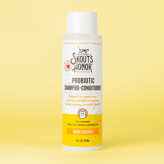 Skout's Honor Probiotic Cat Shampoo + Conditioner Honeysuckle (16oz)