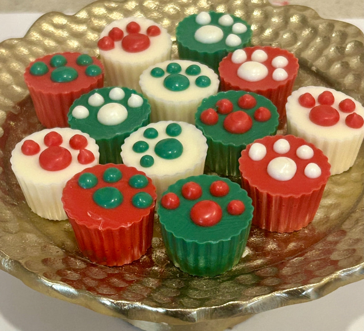 Mini Christmas Paw Cups Soft (Sold individually.)
