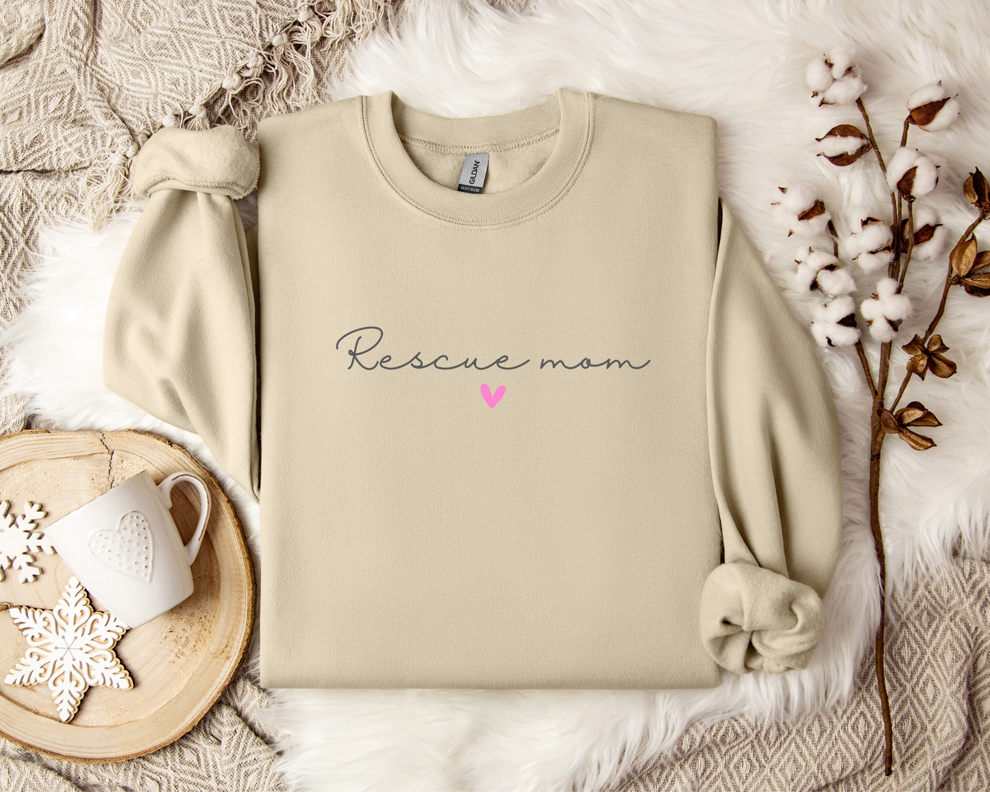 Rescue Mom (Heart) Sweatshirt Softstyle, Sand