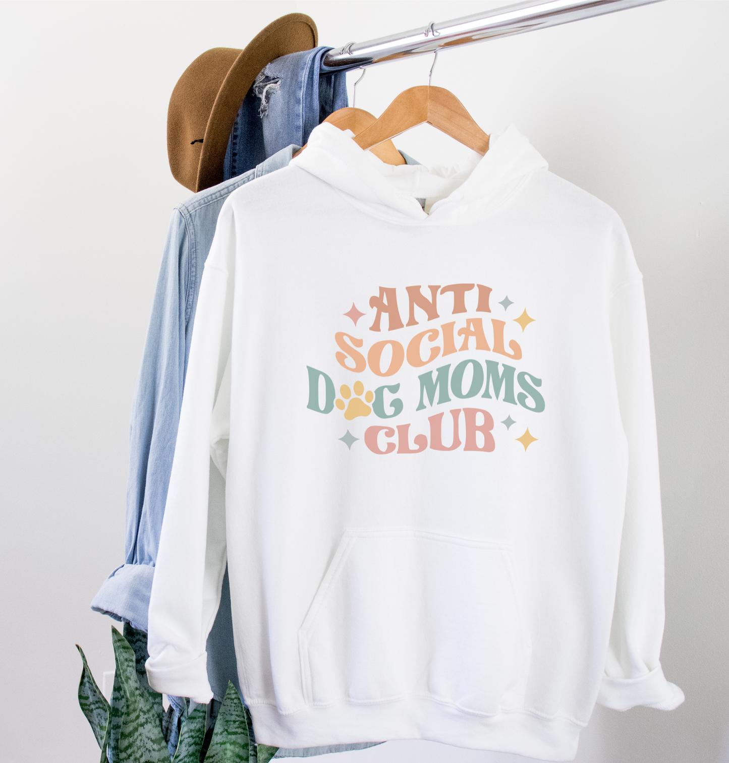 [Clearance 20%] Anti Social Dog Moms Club Hoodie, White