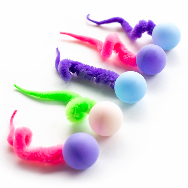 Wiggly Pong - Cat Toy Plastic Pong Ball