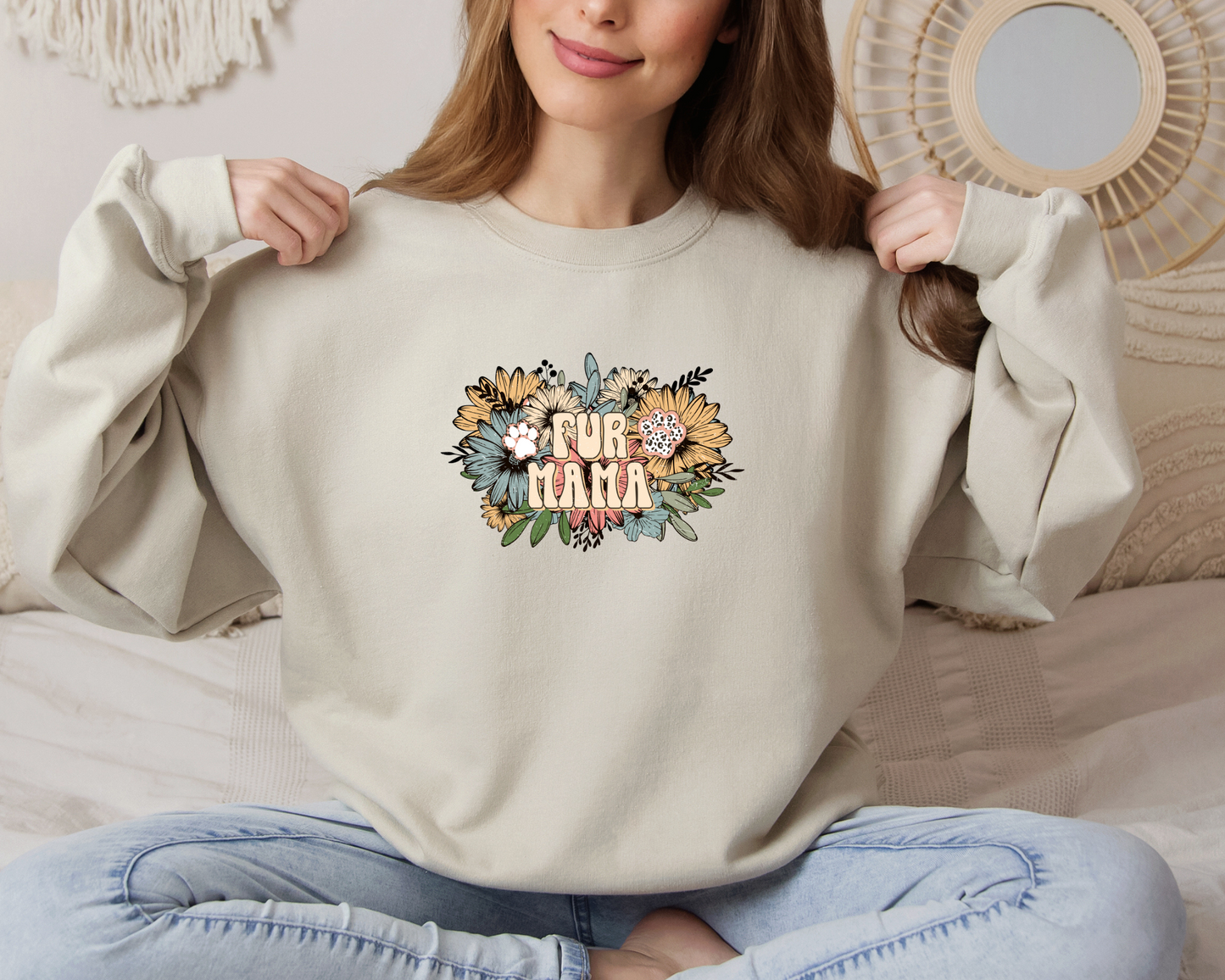 Fur Mama Sweatshirt, Sand