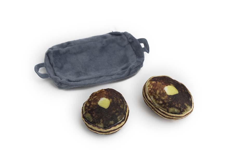 Griddle Pancakes with Catnip Pocket Cat Toy