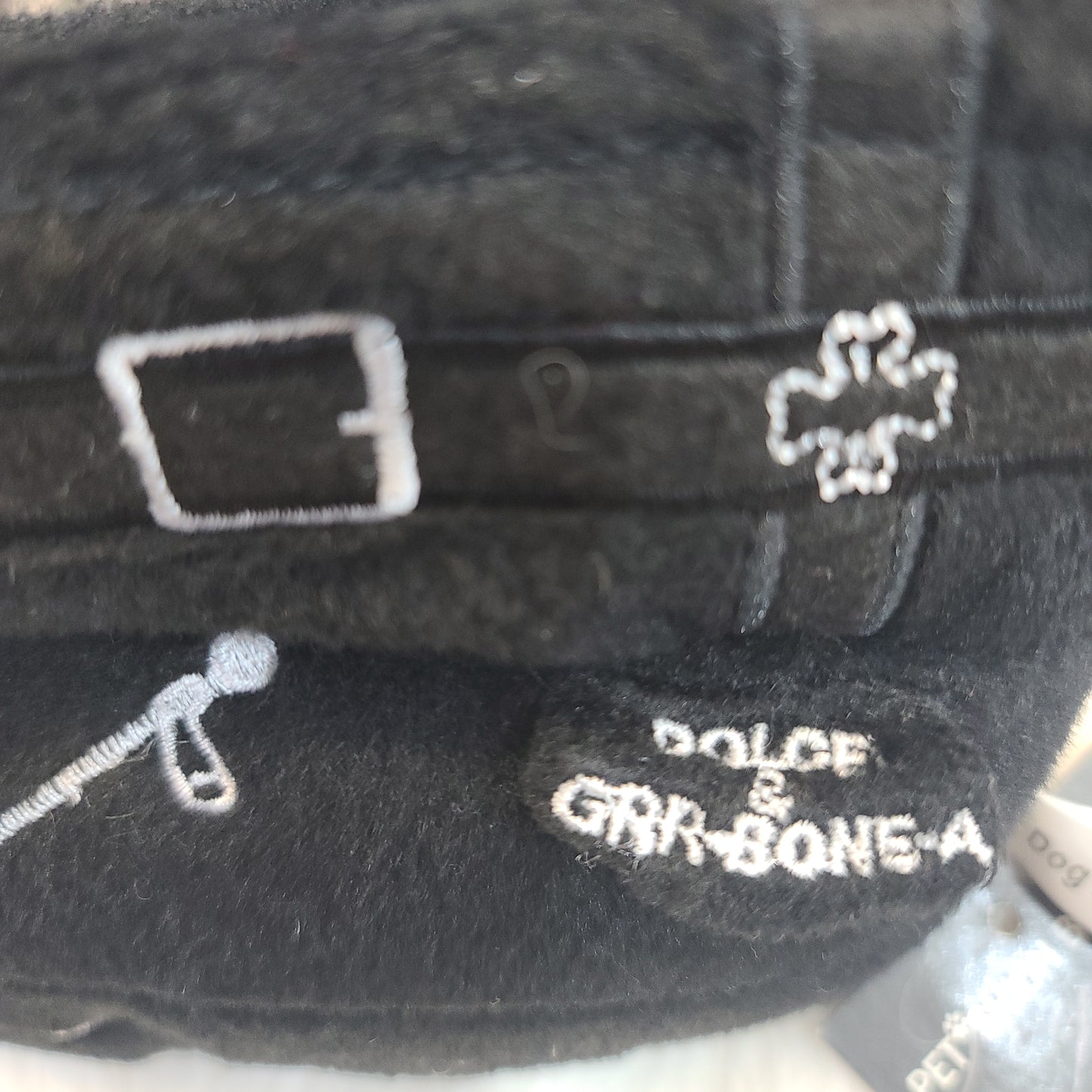 Dolce Grr-Bone-a-Bag Toy