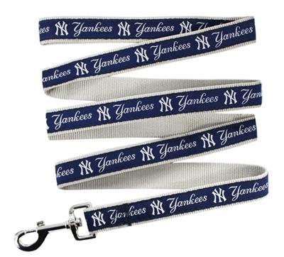 MLB New York Yankees Pet Leash