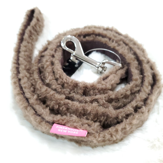 Pinkaholic Plush Leash Brown