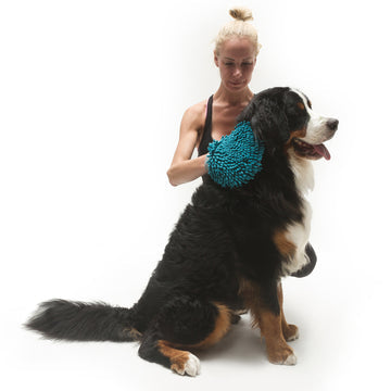 Microfiber Grooming Mitt, Blue