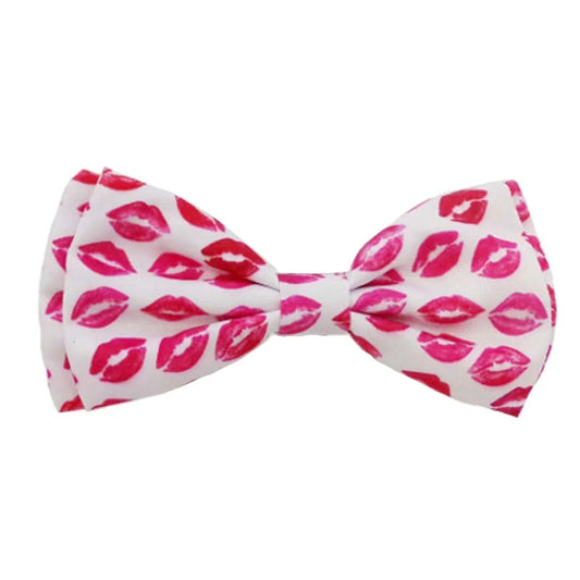 Kisses Bow Tie